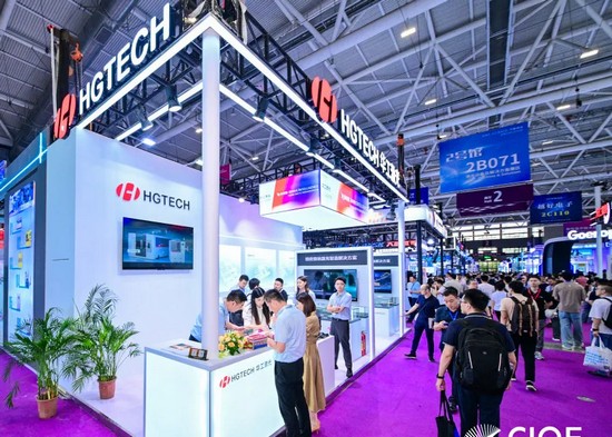 標題基礎(chǔ)，實力就不基礎(chǔ)~ 華工激光亮相海內(nèi)外雙城展